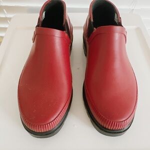 Woodstook Woman’s Waterproof Steel Shank Booties Red Size 6